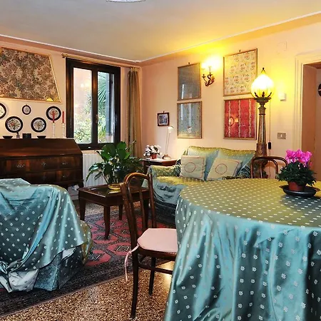 Palazzetto Da Schio * Venedig