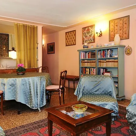 Palazzetto Da Schio Apartment *