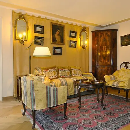 Palazzetto Da Schio * Venice